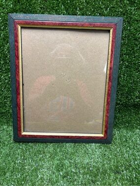 8 x 10 Decorative Red and Black Picture Frame - Classic Home Accents